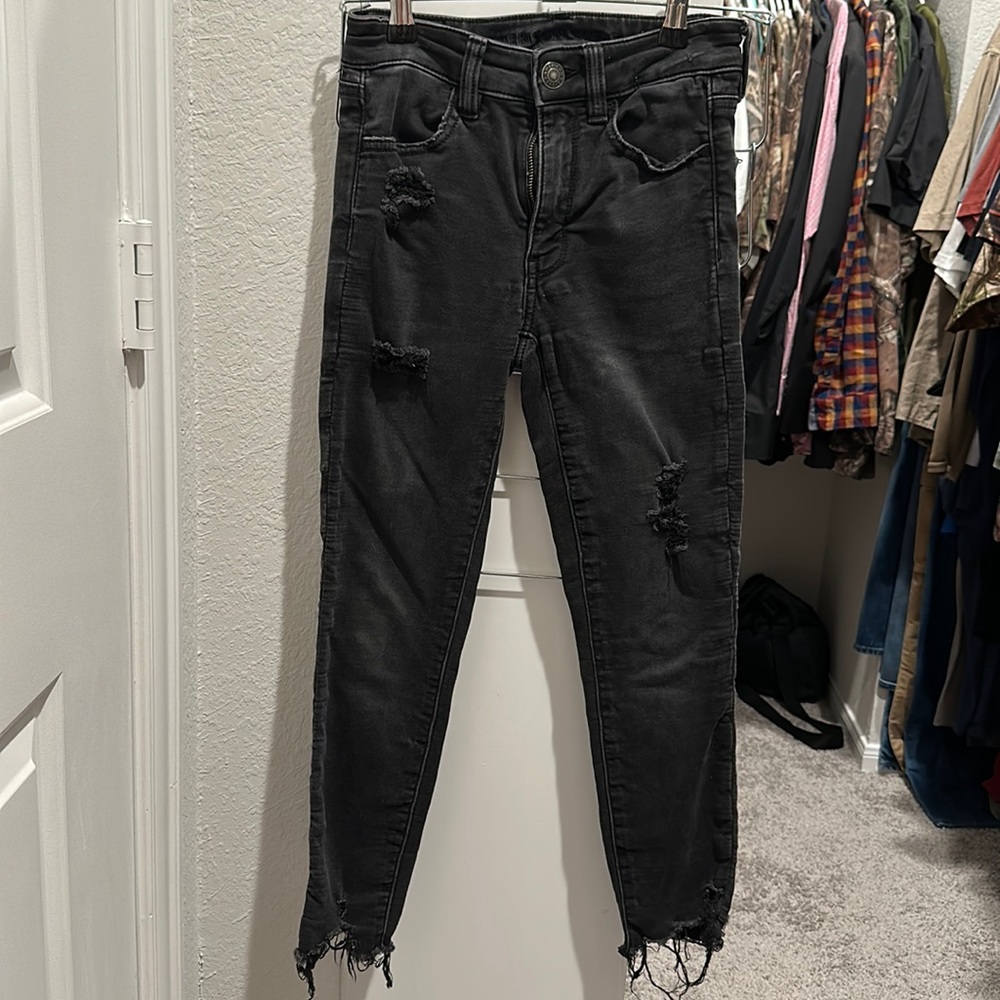 American Eagle Distressed Stretchy Hi-Rise Jegging. 0 X-Short